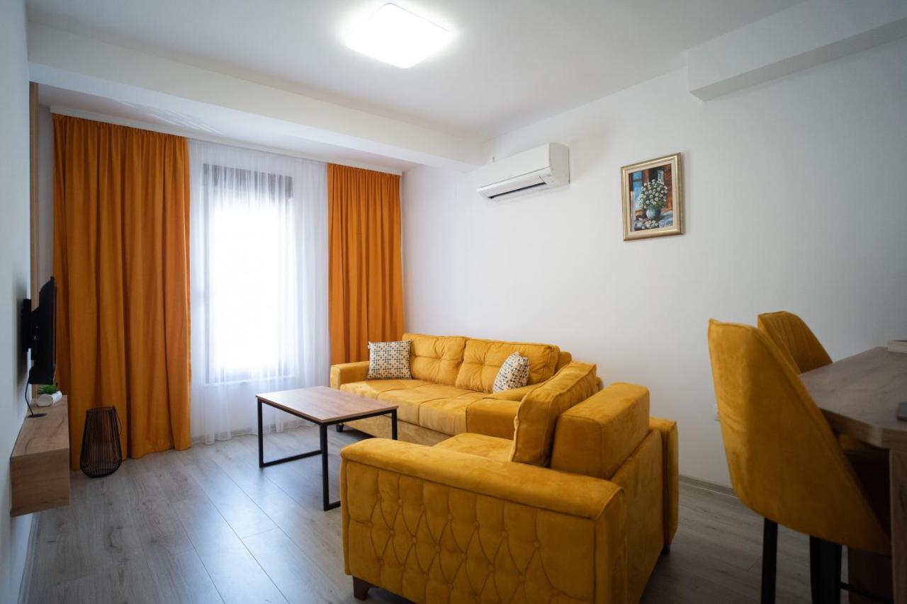 Apartments And Rooms Smile Mostar Exterior foto